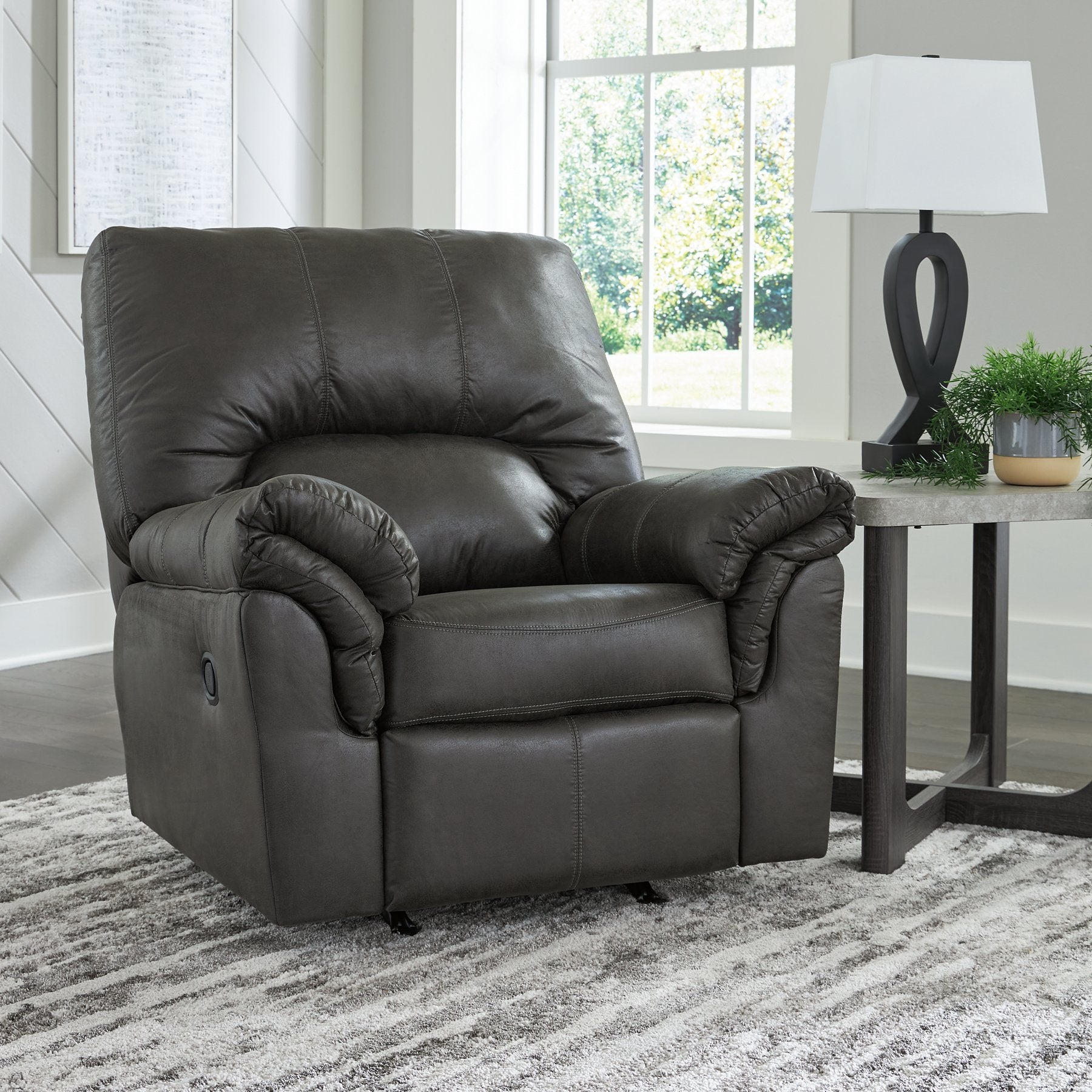 Bladen Recliner - Furniture & Design Outlet (Kalamazoo,MI)