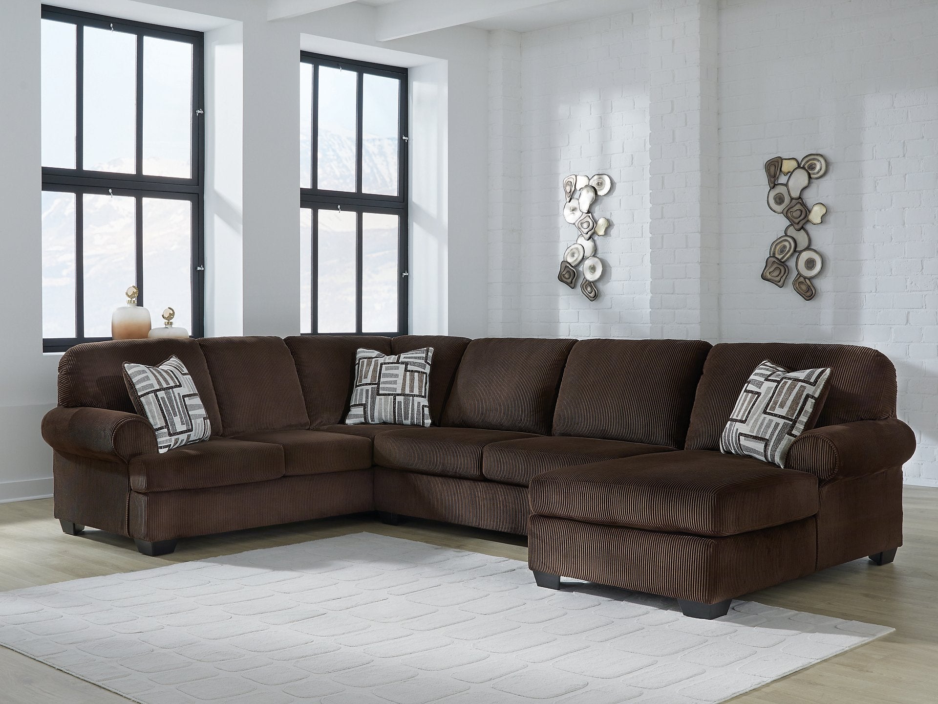 Kimlee Sectional with Chaise - Furniture & Design Outlet (Kalamazoo,MI)