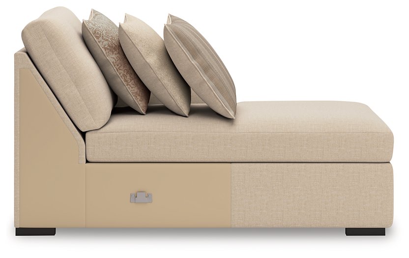 LadyMae Sectional with Chaise - Furniture & Design Outlet (Kalamazoo,MI)