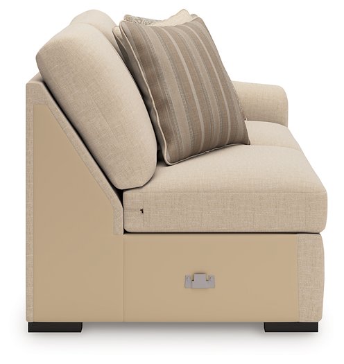 LadyMae Sectional with Chaise - Furniture & Design Outlet (Kalamazoo,MI)