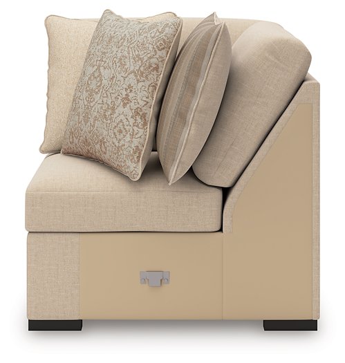 LadyMae Sectional with Chaise - Furniture & Design Outlet (Kalamazoo,MI)