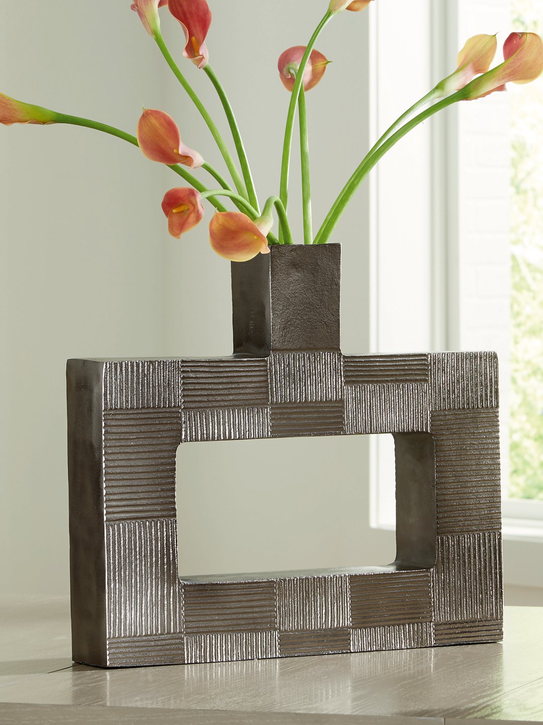 Wrengrove Vase - Furniture & Design Outlet (Kalamazoo,MI)