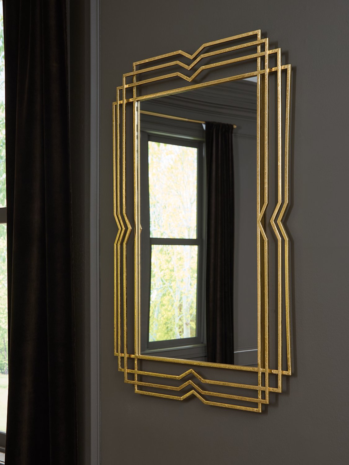 Claybrook Accent Mirror - Furniture & Design Outlet (Kalamazoo,MI)