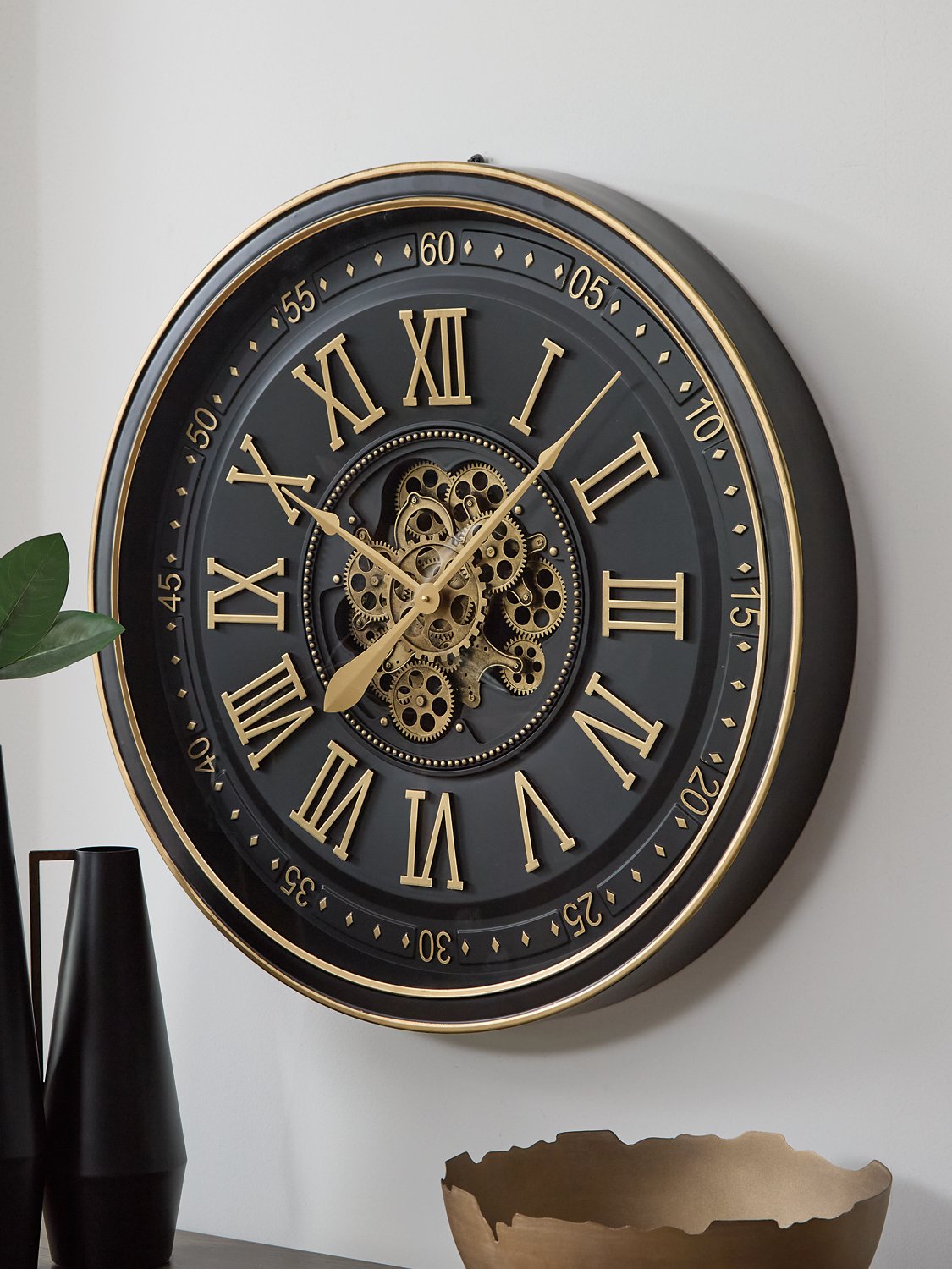 Dairton Wall Clock - Furniture & Design Outlet (Kalamazoo,MI)