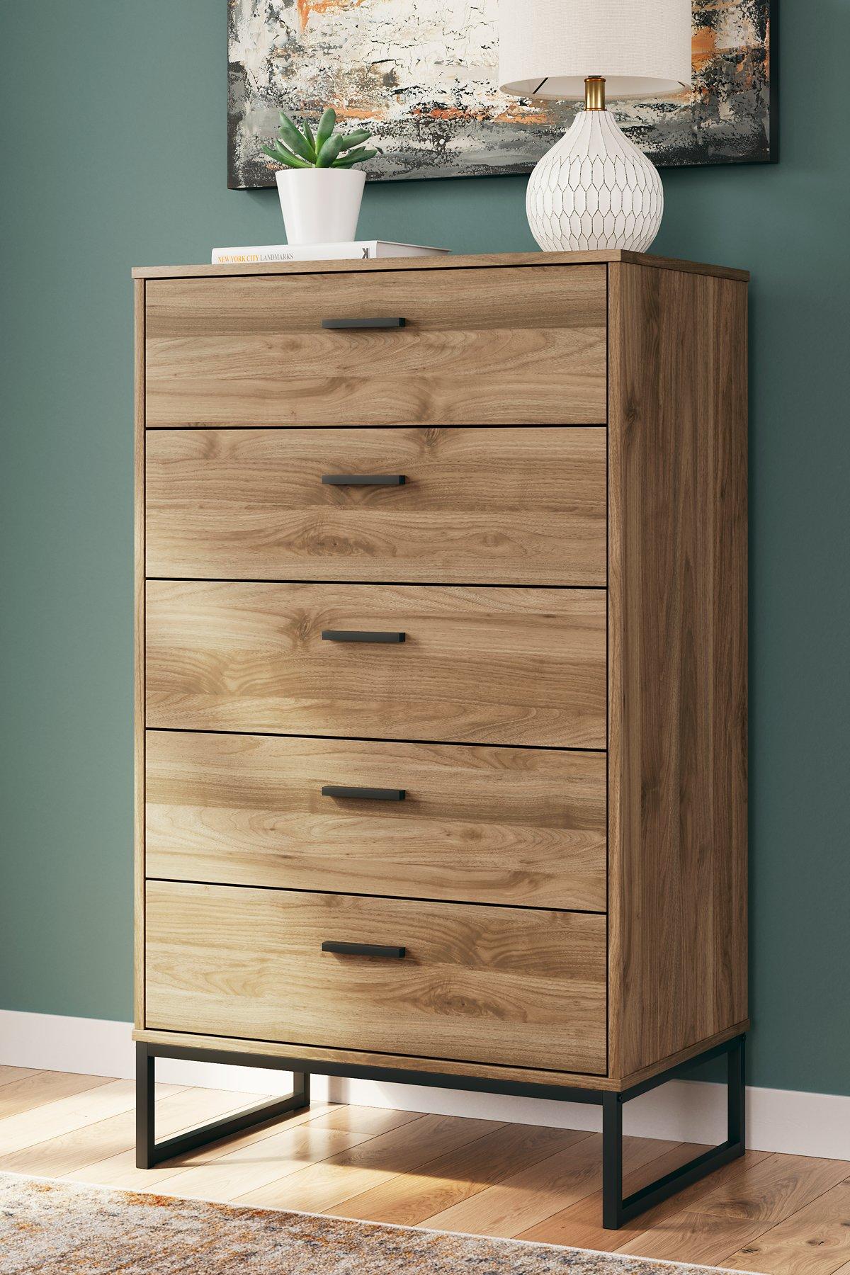 Deanlow Chest of Drawers - Furniture & Design Outlet (Kalamazoo,MI)
