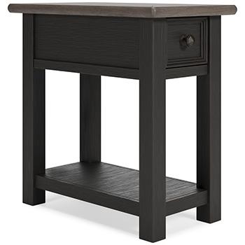 Tyler Creek End Table Set - Furniture & Design Outlet (Kalamazoo,MI)