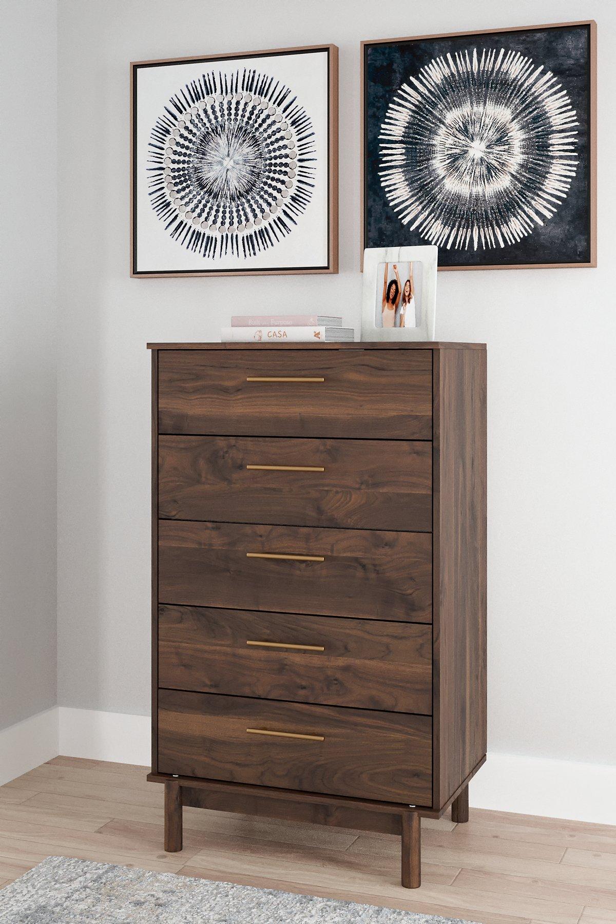 Calverson Chest of Drawers - Furniture & Design Outlet (Kalamazoo,MI)
