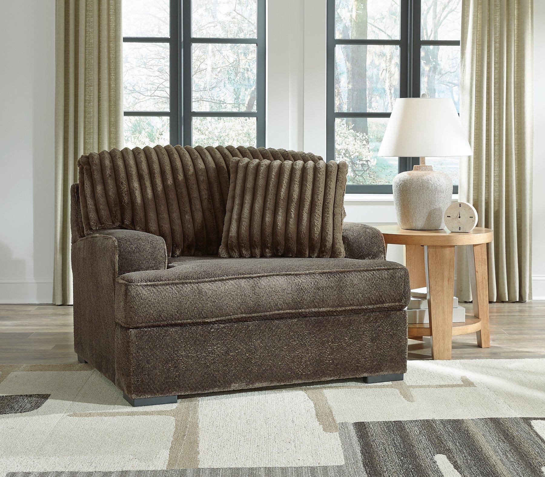 Aylesworth Oversized Chair - Furniture & Design Outlet (Kalamazoo,MI)