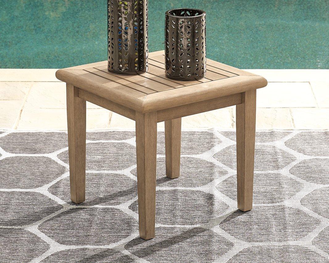 Gerianne End Table - Furniture & Design Outlet (Kalamazoo,MI)