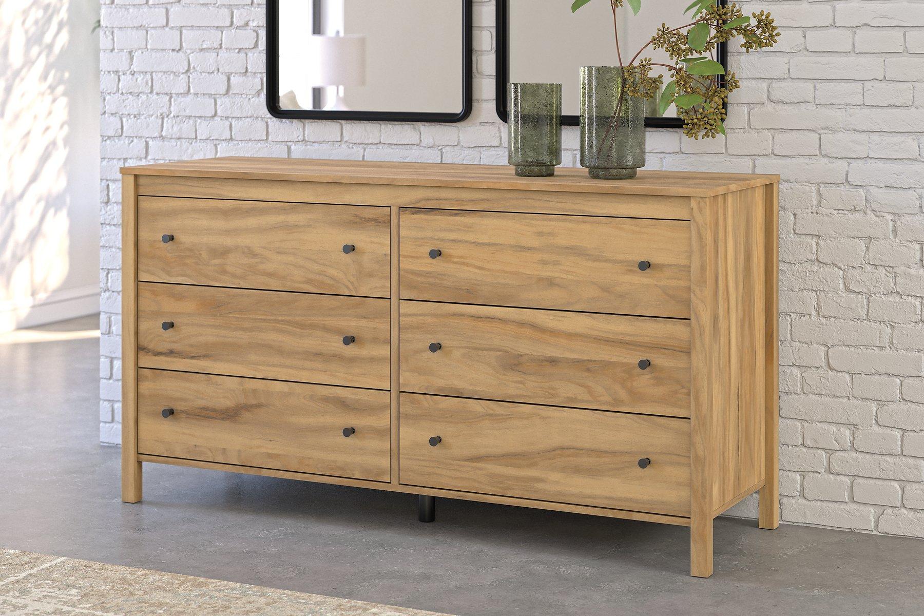 Bermacy Dresser - Furniture & Design Outlet (Kalamazoo,MI)