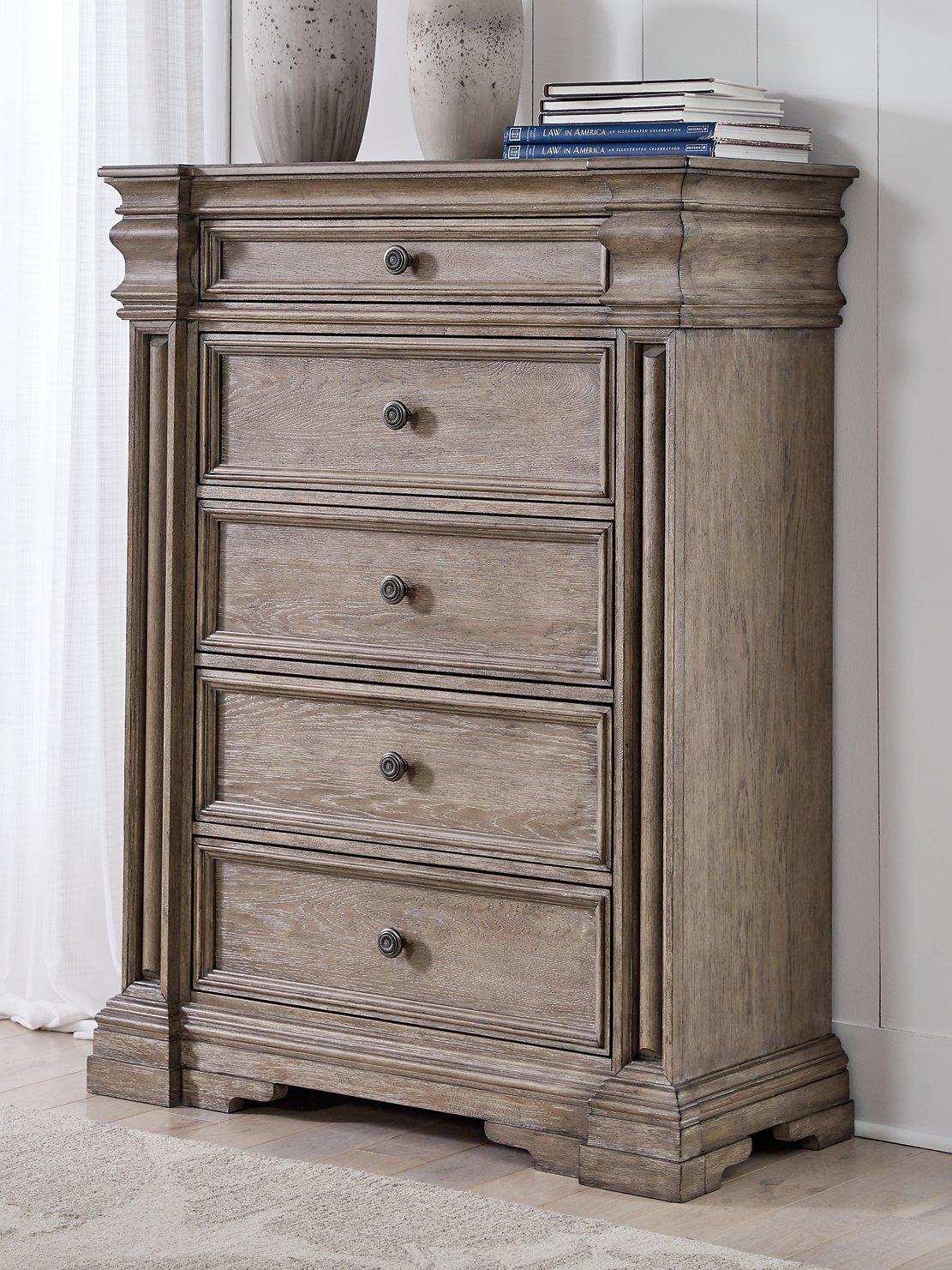 Blairhurst Chest of Drawers - Furniture & Design Outlet (Kalamazoo,MI)