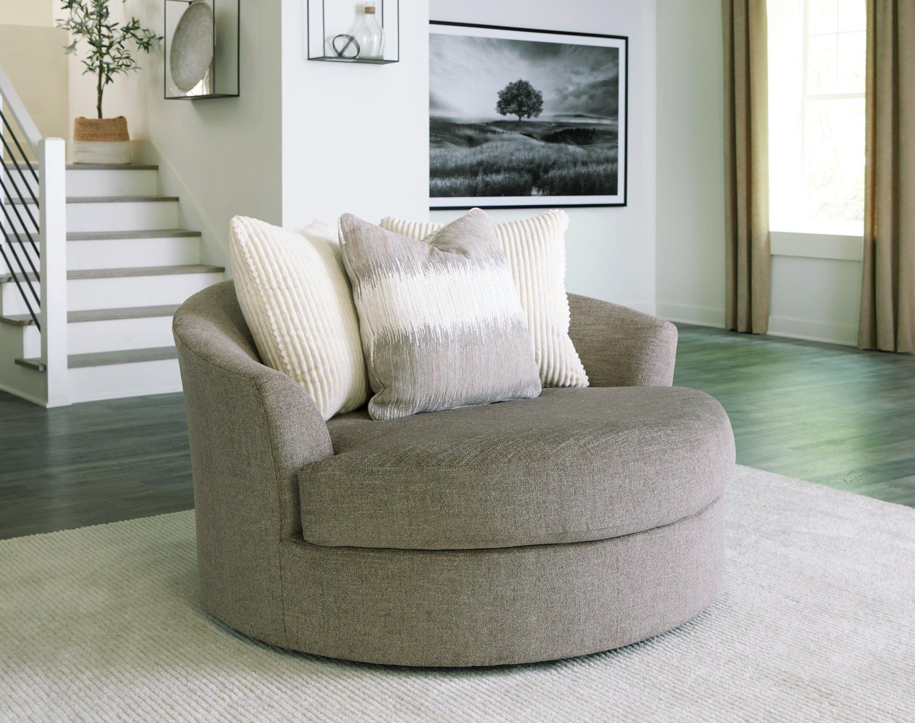 Creswell Oversized Swivel Accent Chair - Furniture & Design Outlet (Kalamazoo,MI)