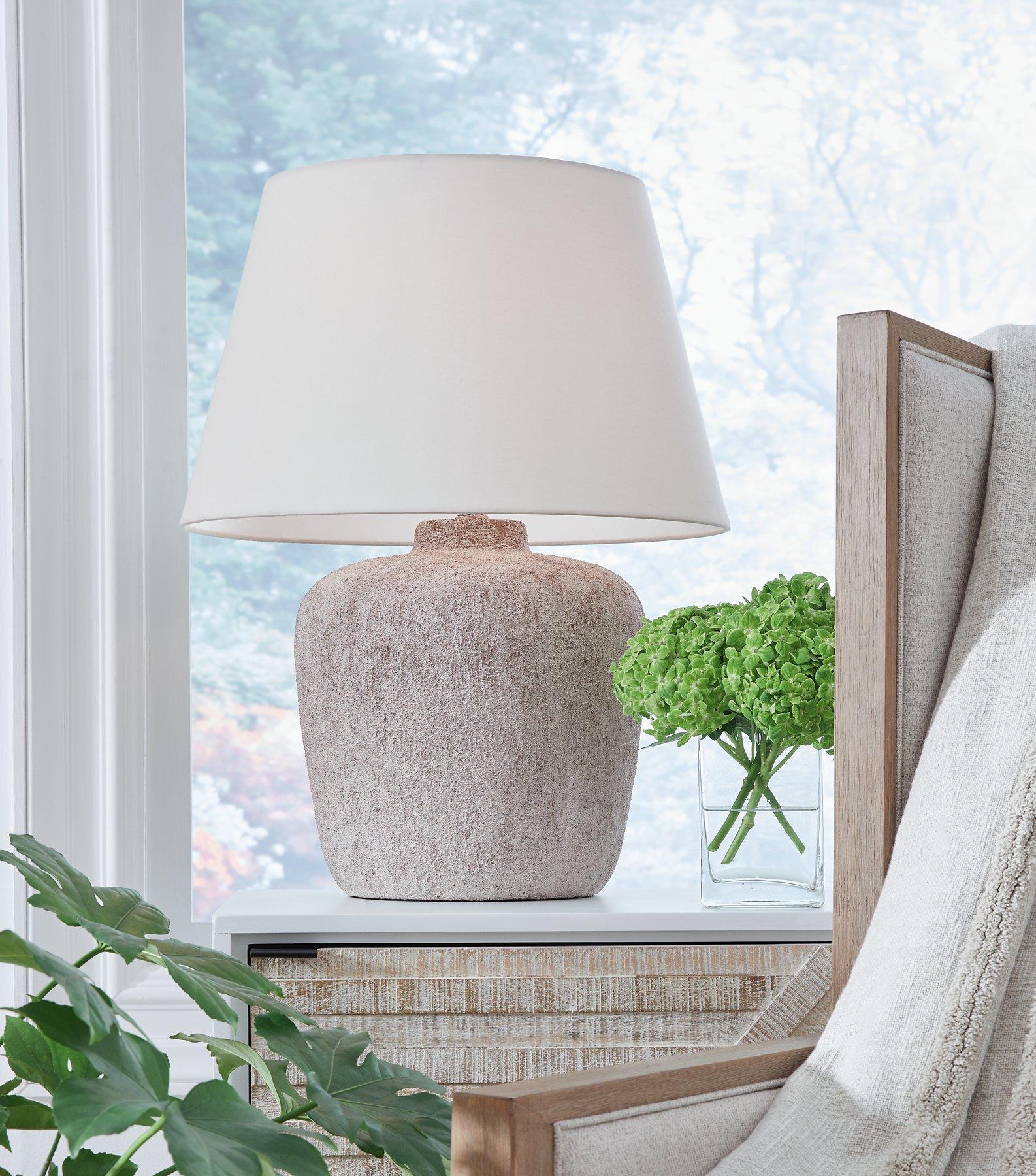 Danry Table Lamp - Furniture & Design Outlet (Kalamazoo,MI)