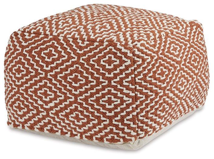 Brynnsen Pouf - Furniture & Design Outlet (Kalamazoo,MI)