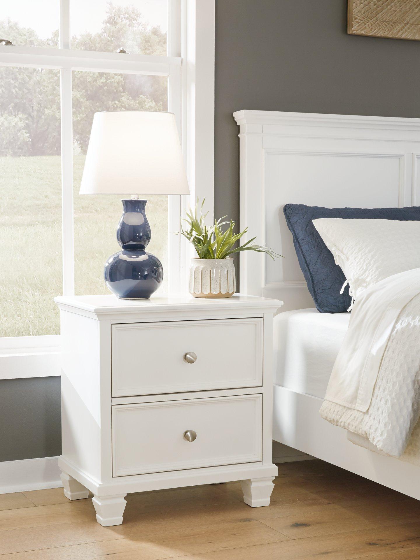 Fortman Nightstand - Furniture & Design Outlet (Kalamazoo,MI)