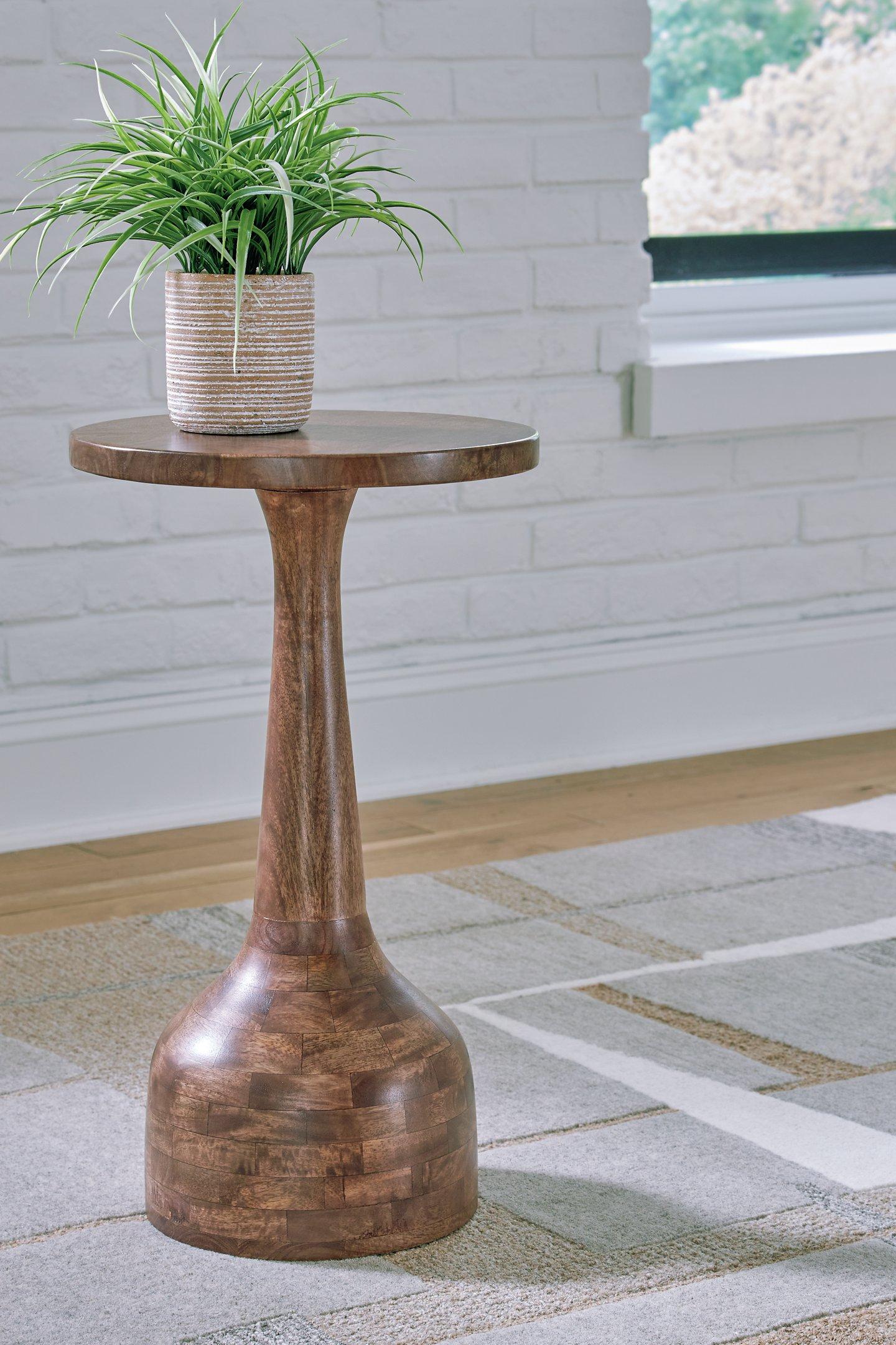 Joville Accent Table - Furniture & Design Outlet (Kalamazoo,MI)