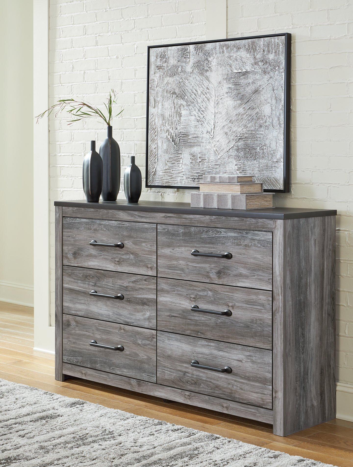 Bronyan Dresser - Furniture & Design Outlet (Kalamazoo,MI)