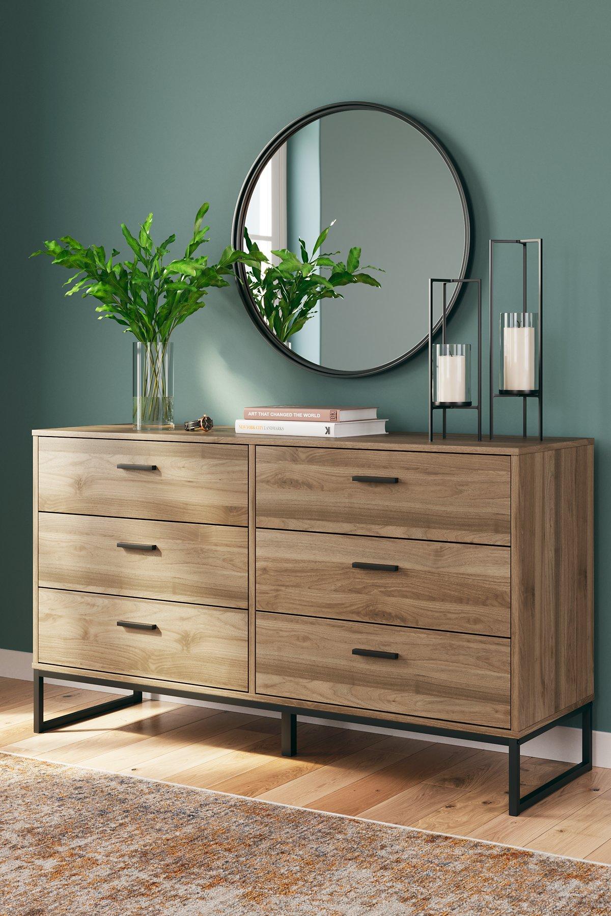 Deanlow Dresser - Furniture & Design Outlet (Kalamazoo,MI)