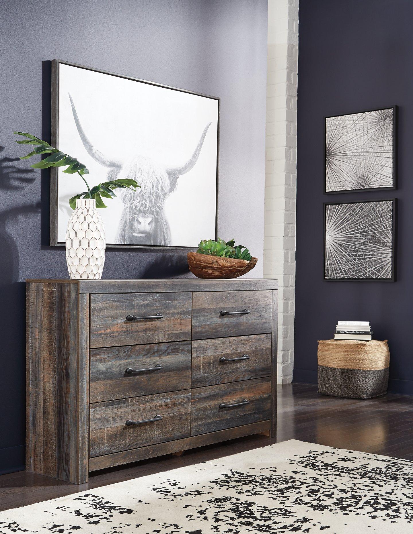 Drystan Dresser - Furniture & Design Outlet (Kalamazoo,MI)