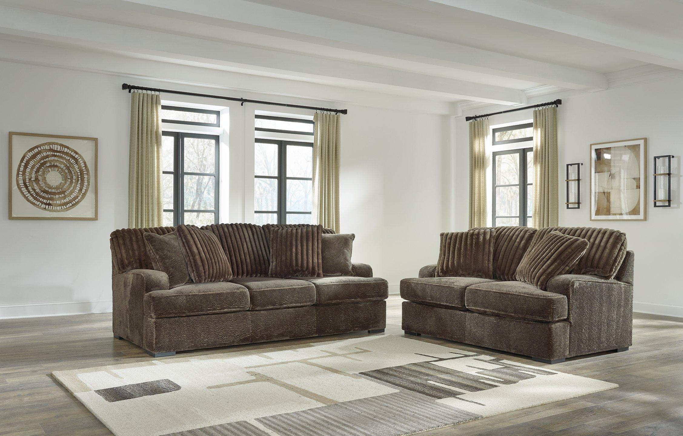 Aylesworth Upholstery Package - Furniture & Design Outlet (Kalamazoo,MI)