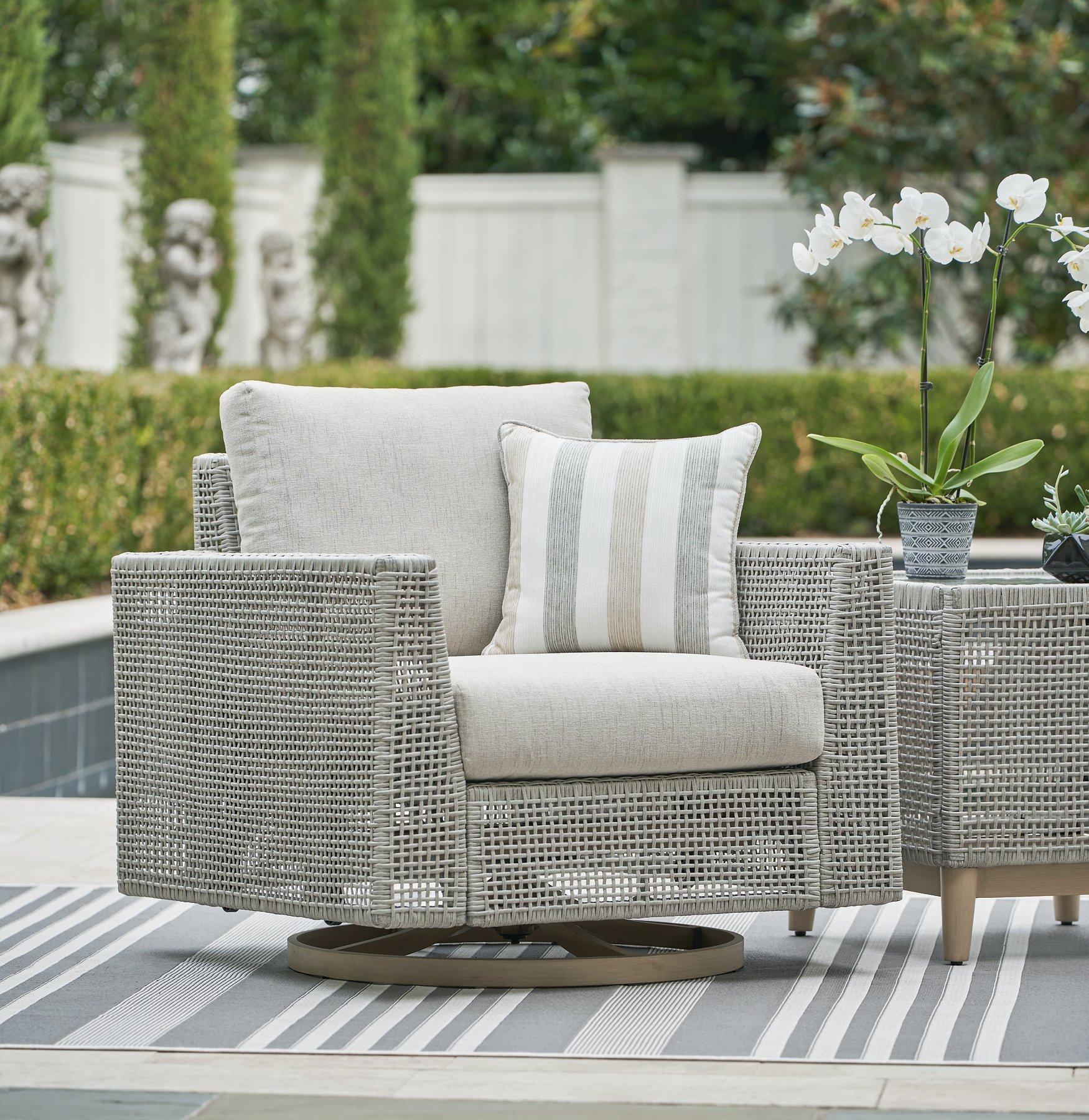 Seton Creek Outdoor Seating Set