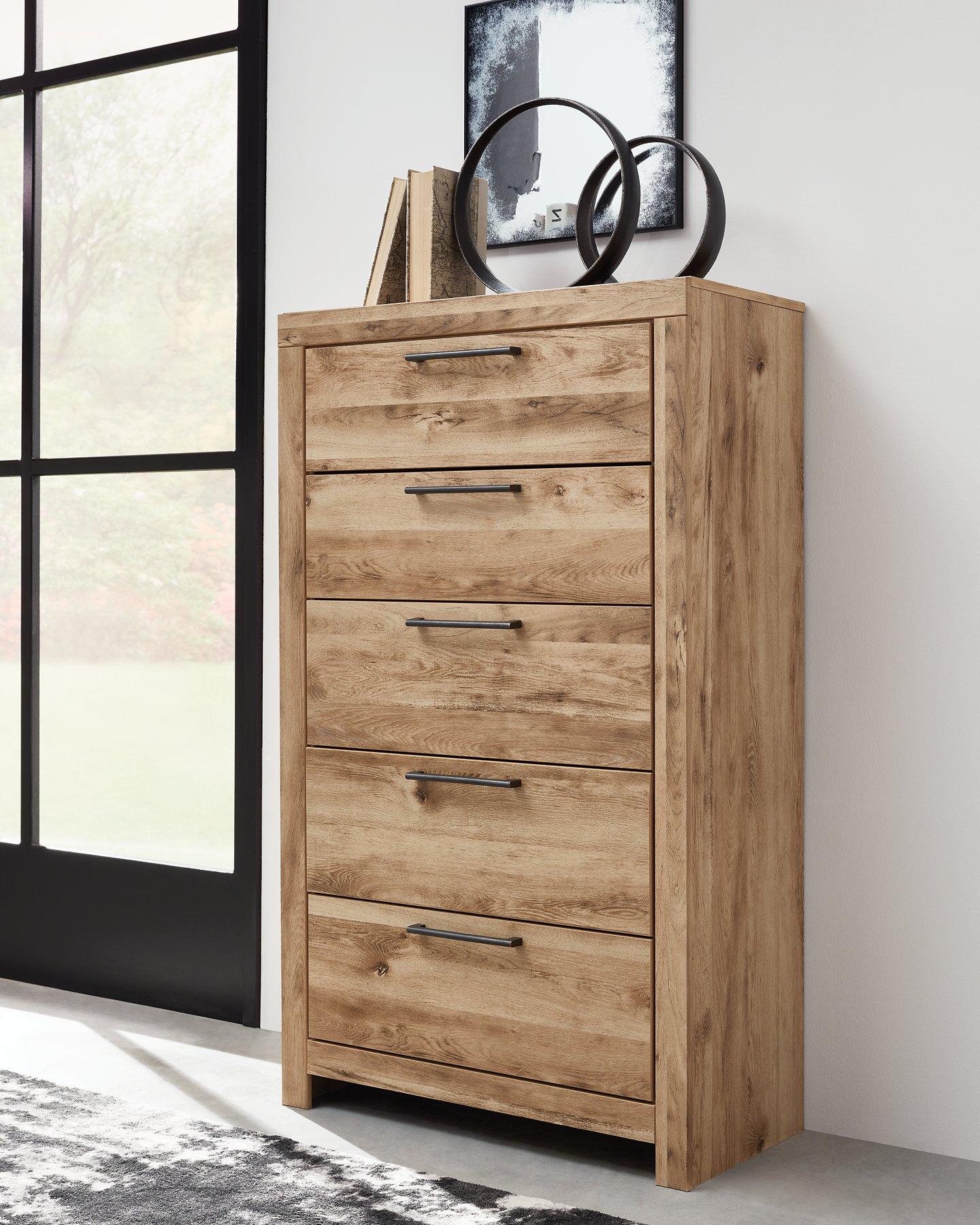 Hyanna Chest of Drawers - Furniture & Design Outlet (Kalamazoo,MI)