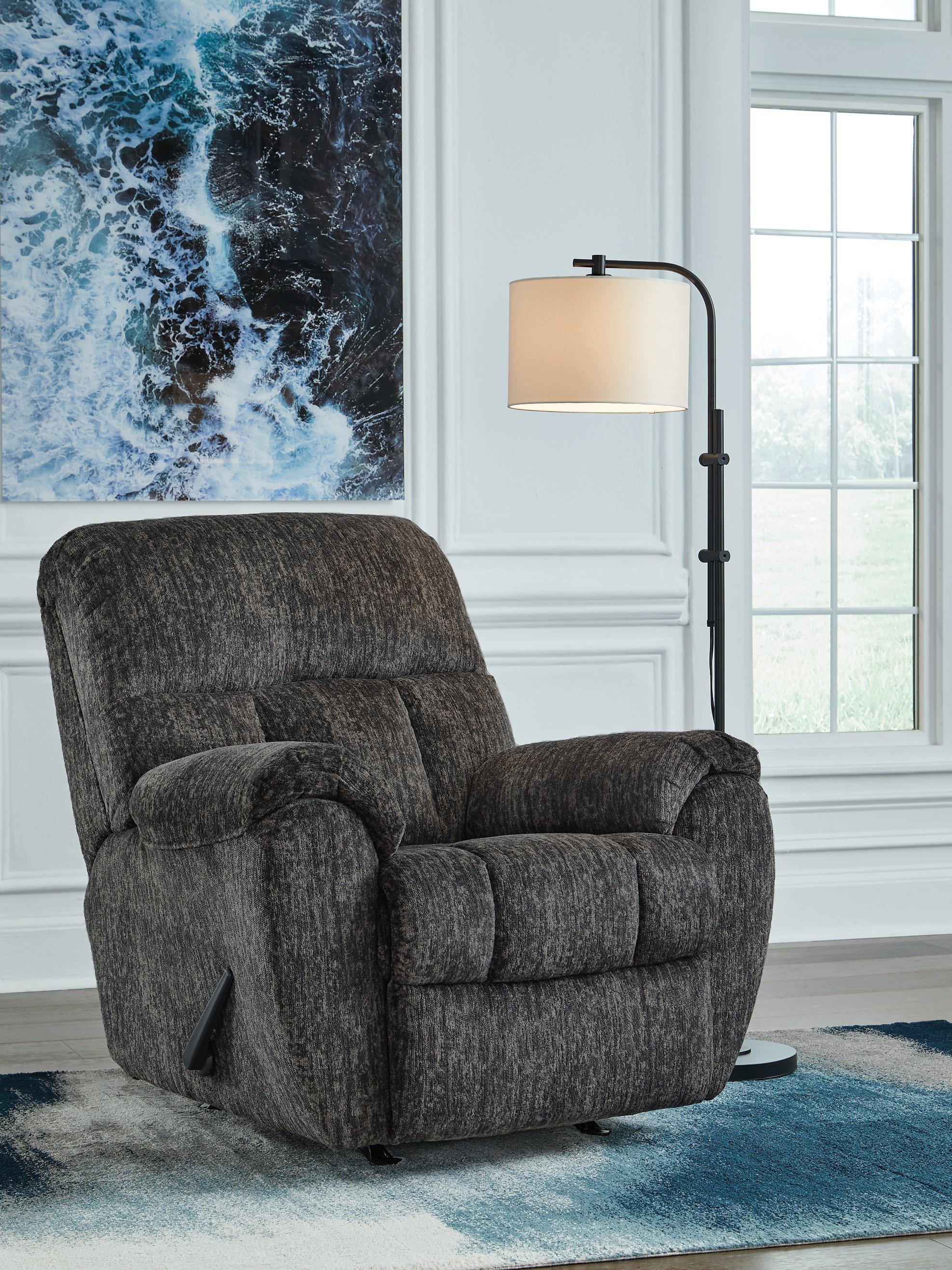 Stayfish Recliner - Furniture & Design Outlet (Kalamazoo,MI)