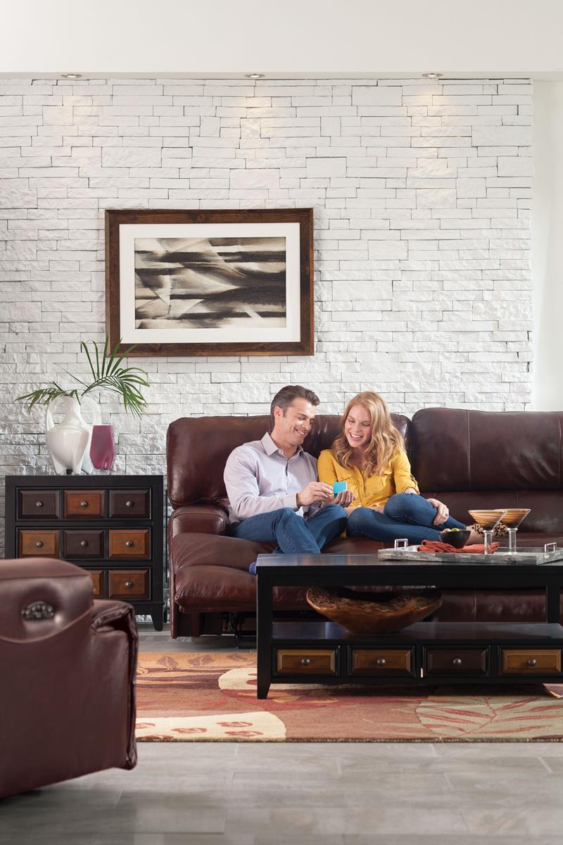 Catnapper Wembley Lay Flat Reclining Sofa in Walnut - Furniture & Design Outlet (Kalamazoo,MI)