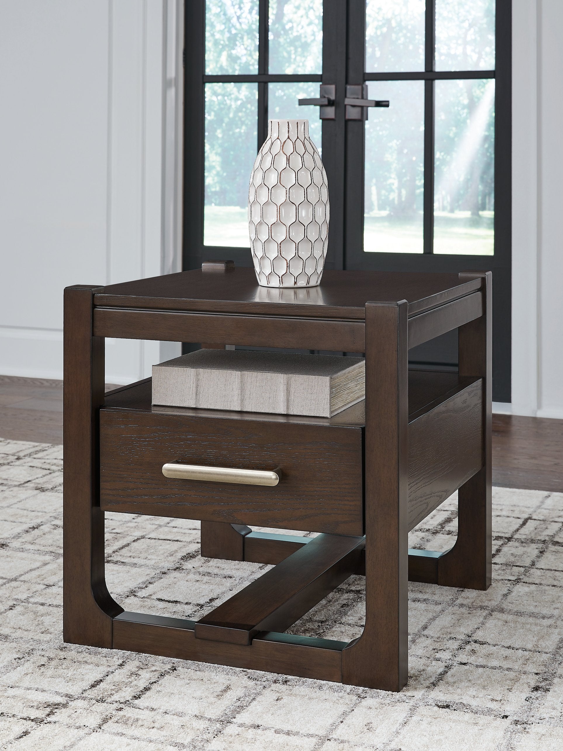Breckington End Table - Furniture & Design Outlet (Kalamazoo,MI)