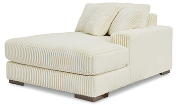 Lindyn Sectional - Furniture & Design Outlet (Kalamazoo,MI)