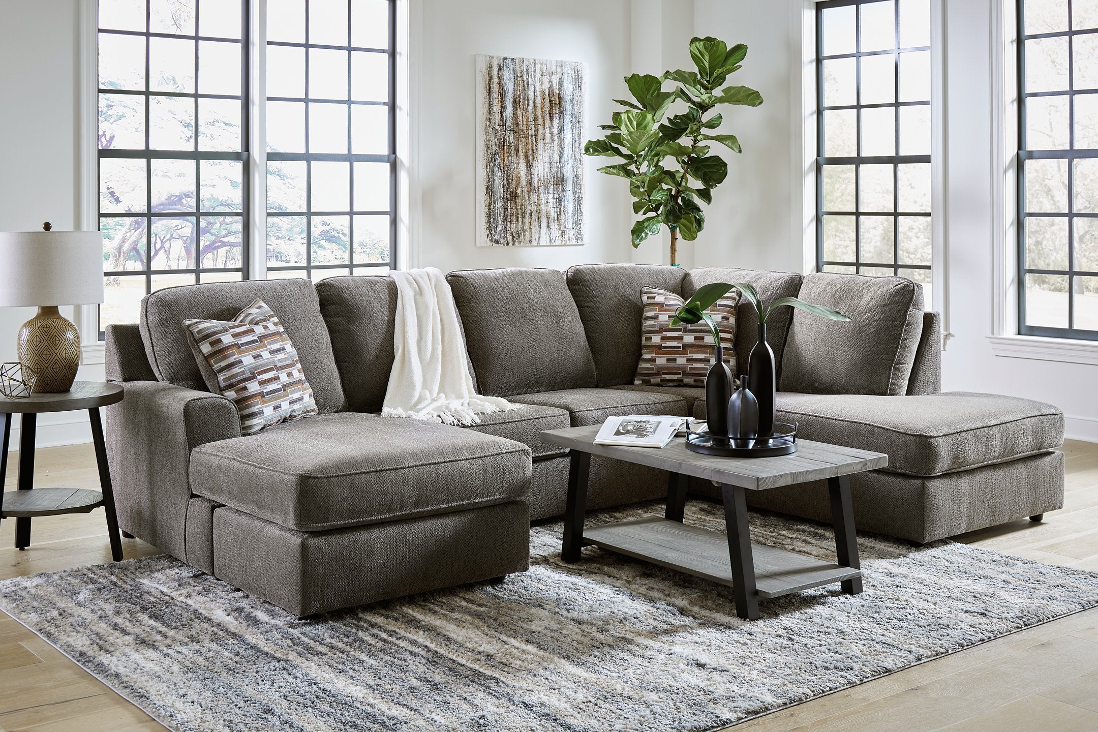 O'Phannon 2-Piece Sectional with Chaise - Furniture & Design Outlet (Kalamazoo,MI)