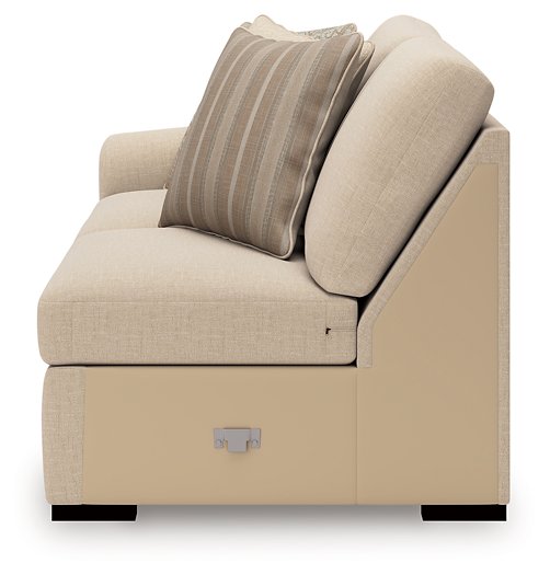 LadyMae Sectional with Chaise - Furniture & Design Outlet (Kalamazoo,MI)