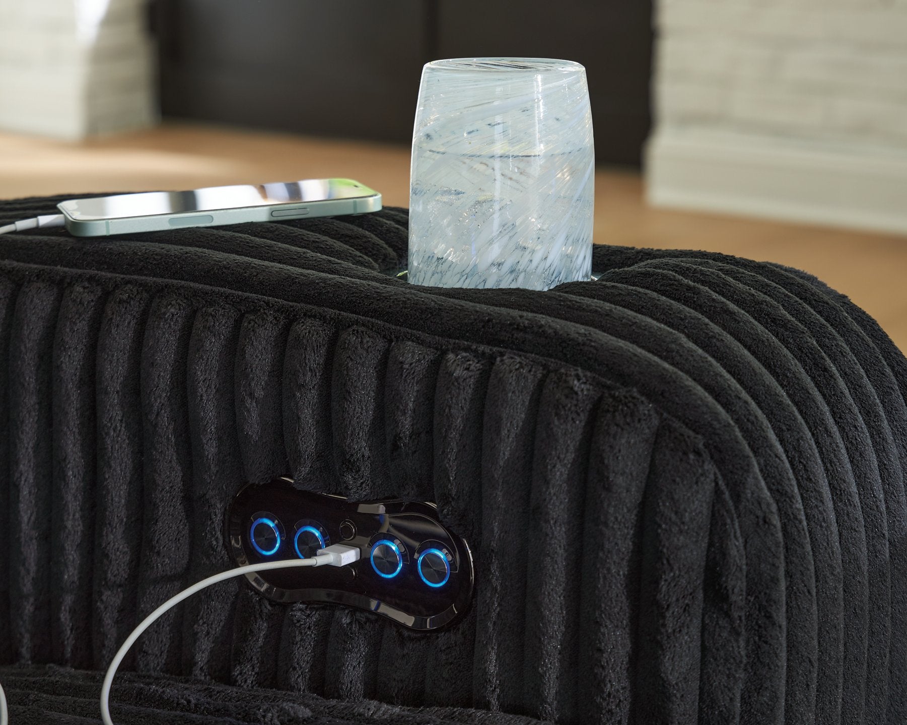 Forest Lake Power Recliner - Furniture & Design Outlet (Kalamazoo,MI)