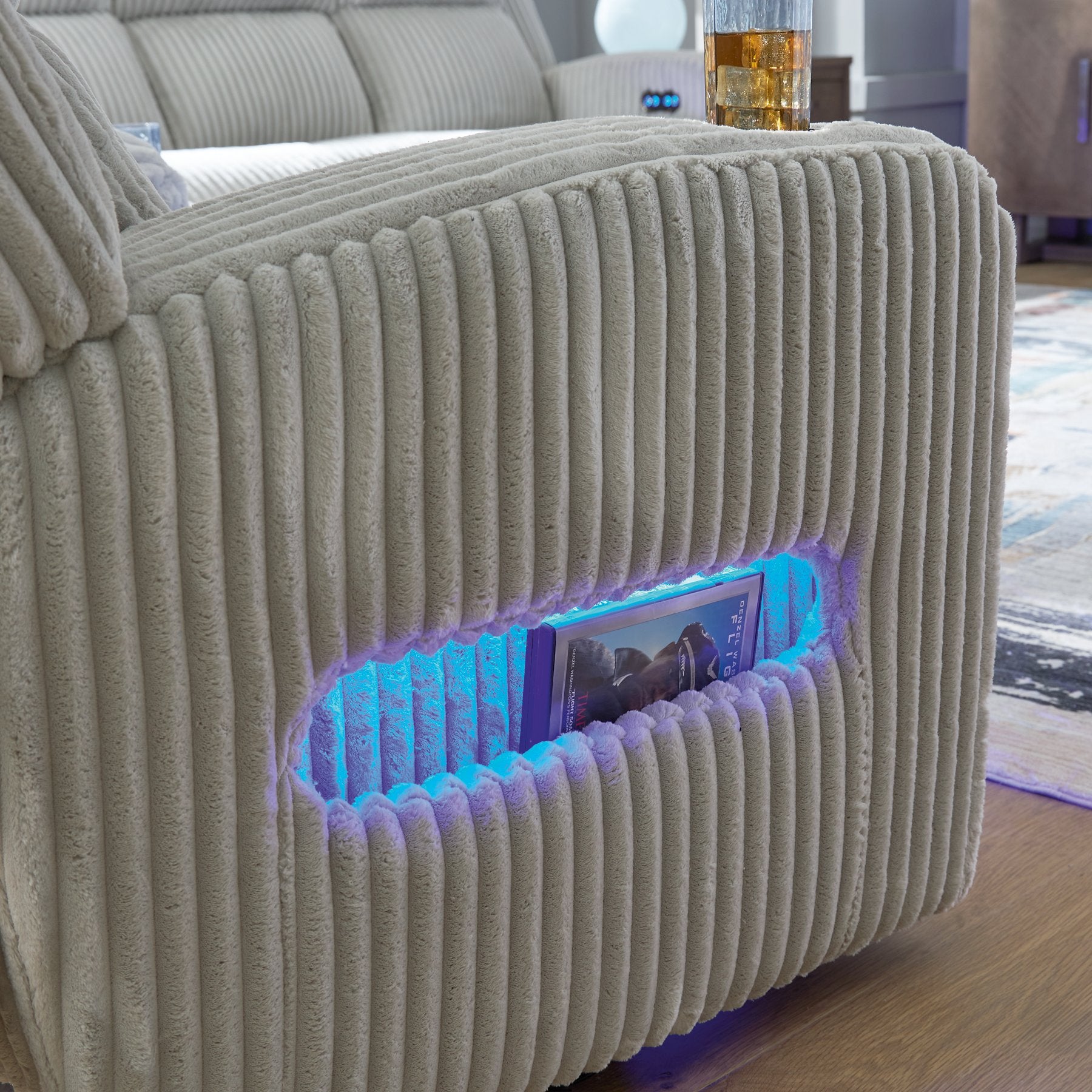 Forest Lake Power Recliner - Furniture & Design Outlet (Kalamazoo,MI)