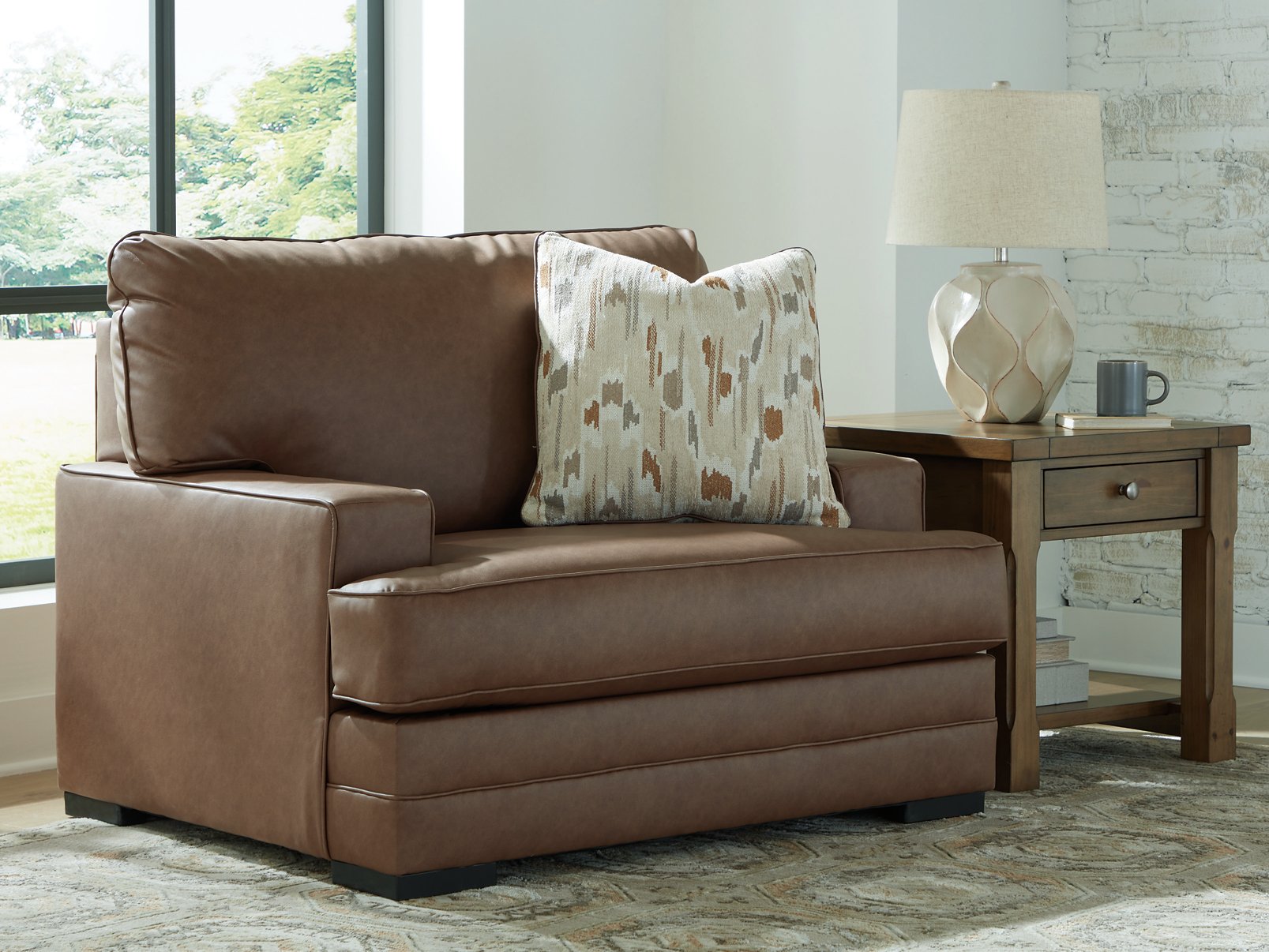 VillaCourt Oversized Chair - Furniture & Design Outlet (Kalamazoo,MI)