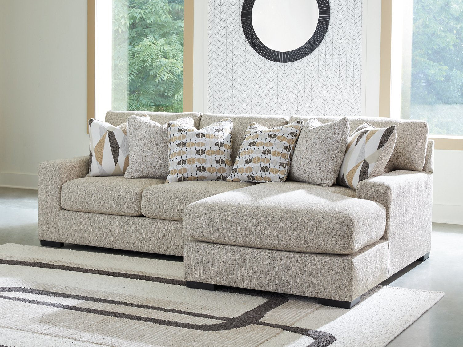Laurelgrove Sectional Sofa Chaise - Furniture & Design Outlet (Kalamazoo,MI)