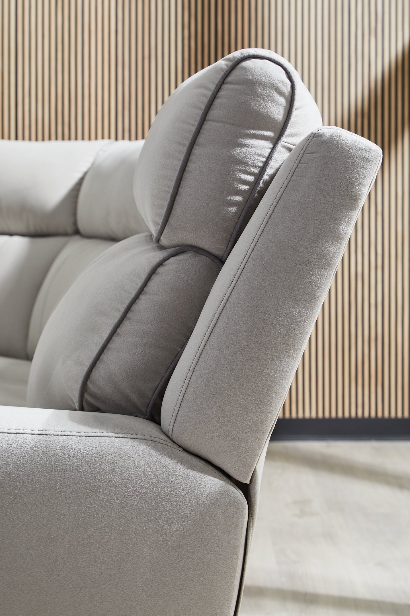 Social Pointe Reclining Sectional with Storage Console - Furniture & Design Outlet (Kalamazoo,MI)