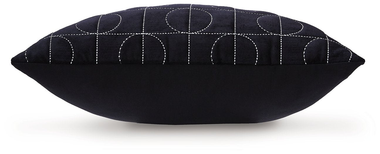 Kydner Pillow (Set of 4) - Furniture & Design Outlet (Kalamazoo,MI)