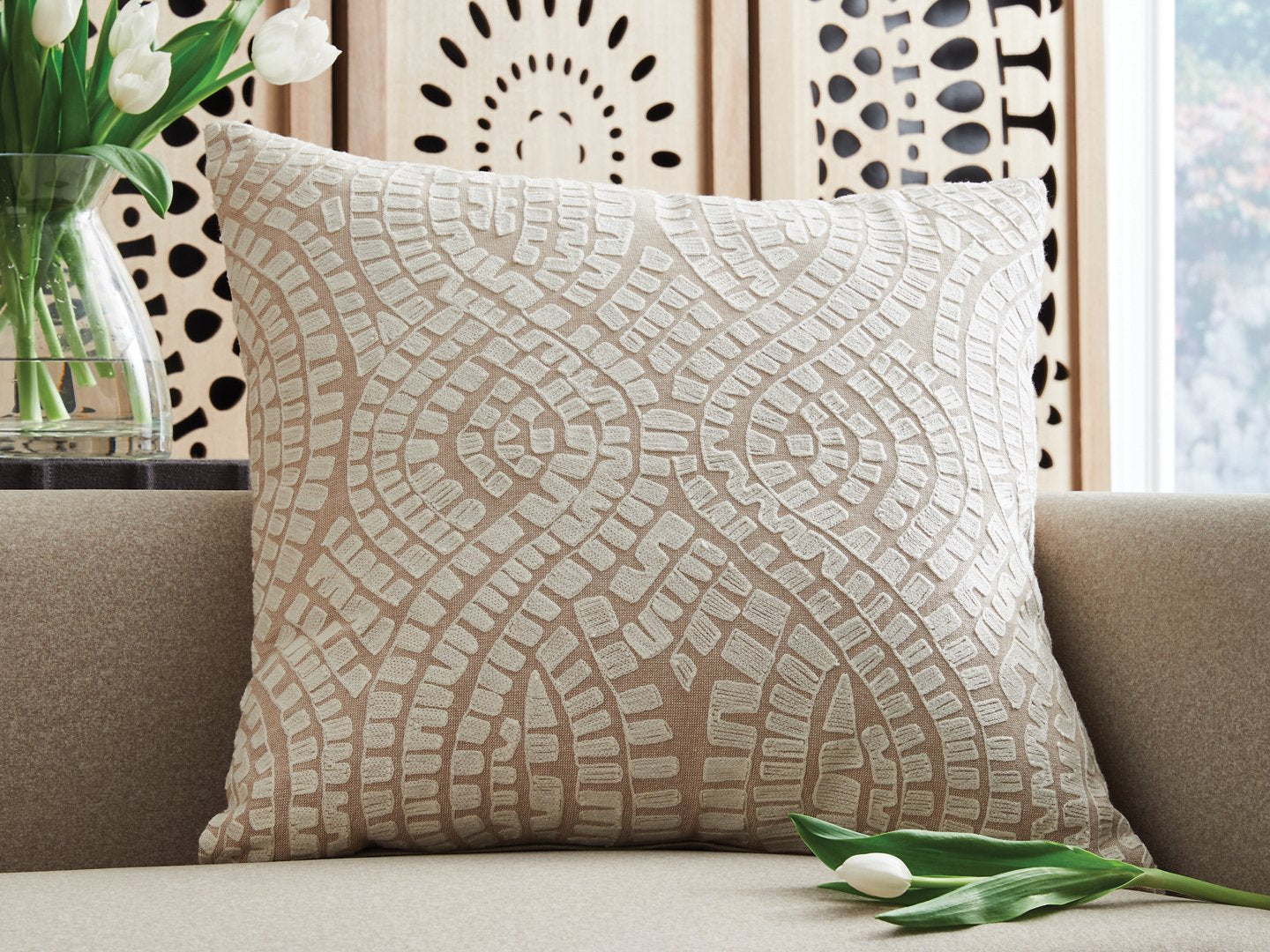 Cortlen Pillow (Set of 4) - Furniture & Design Outlet (Kalamazoo,MI)