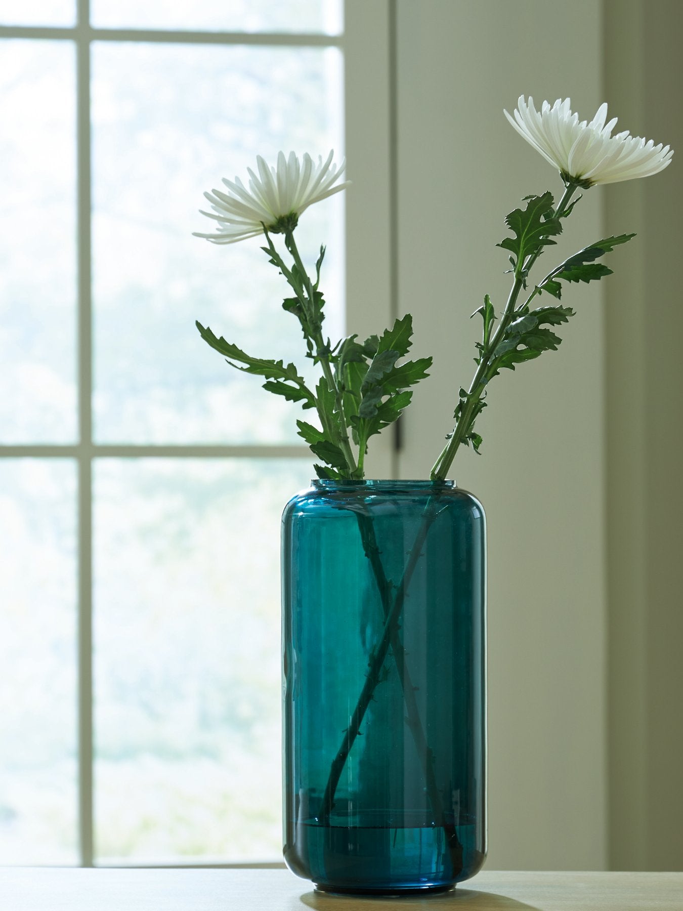 Inisland Vase - Furniture & Design Outlet (Kalamazoo,MI)