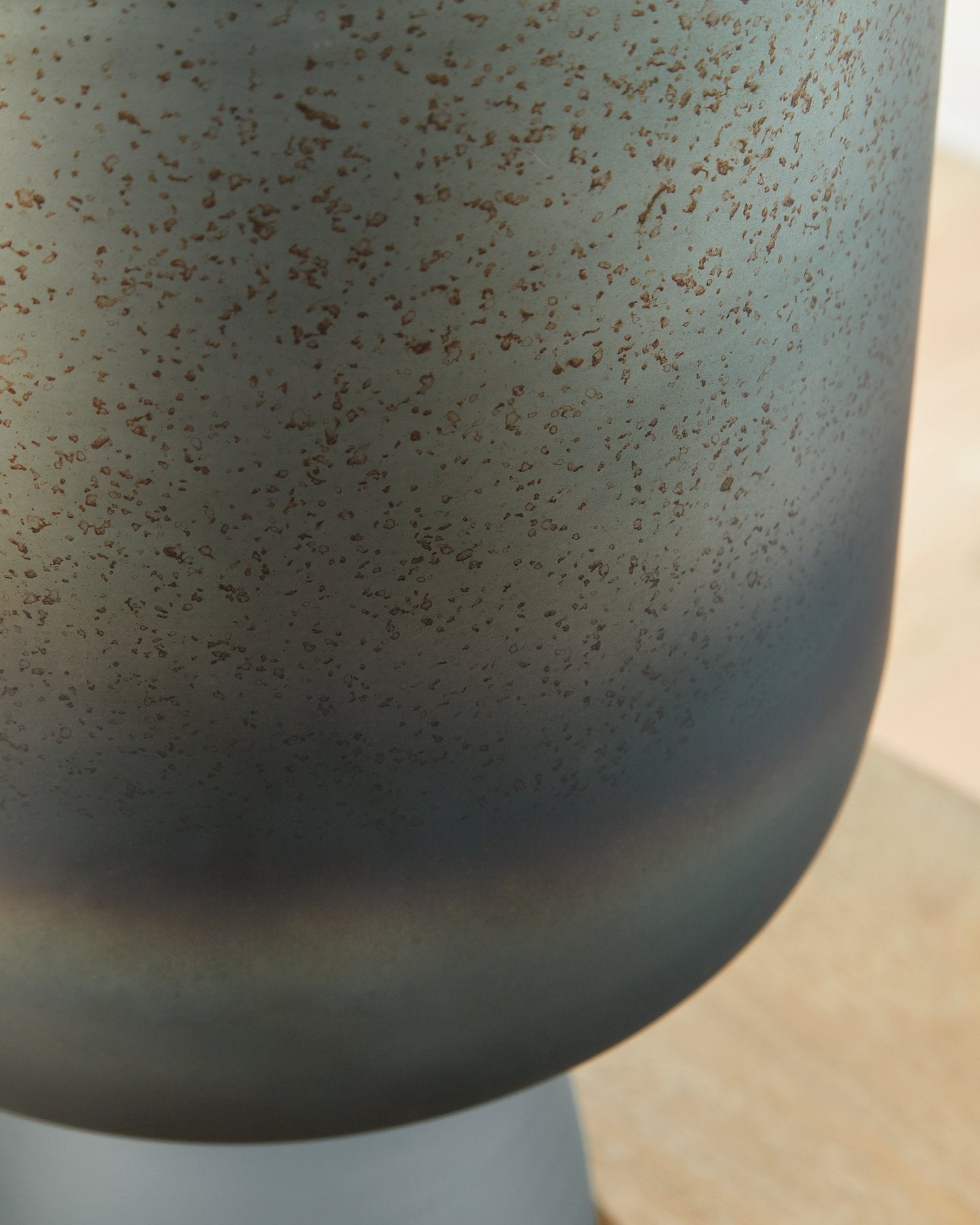 Pennmore Vase - Furniture & Design Outlet (Kalamazoo,MI)