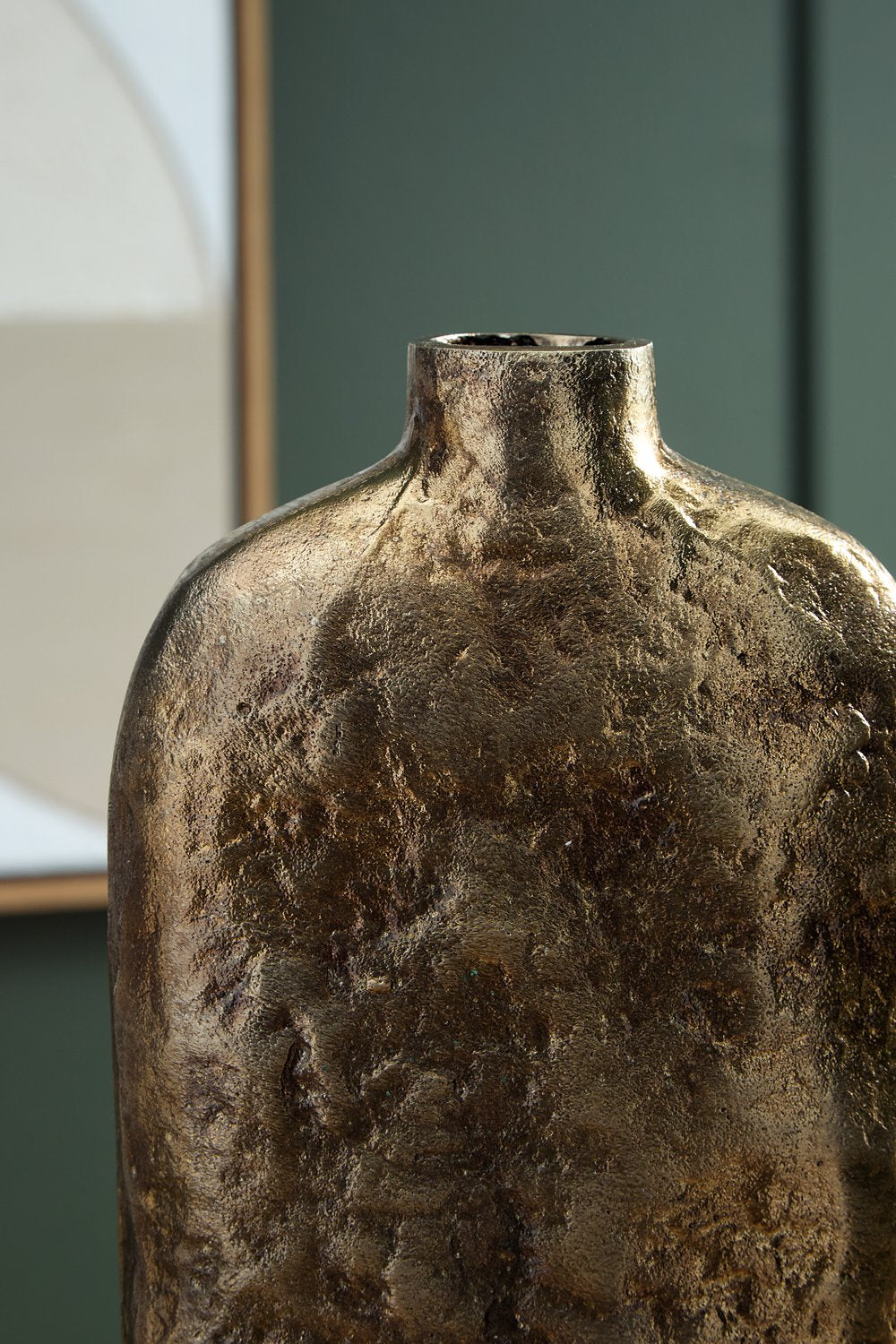 Wallmond Vase - Furniture & Design Outlet (Kalamazoo,MI)