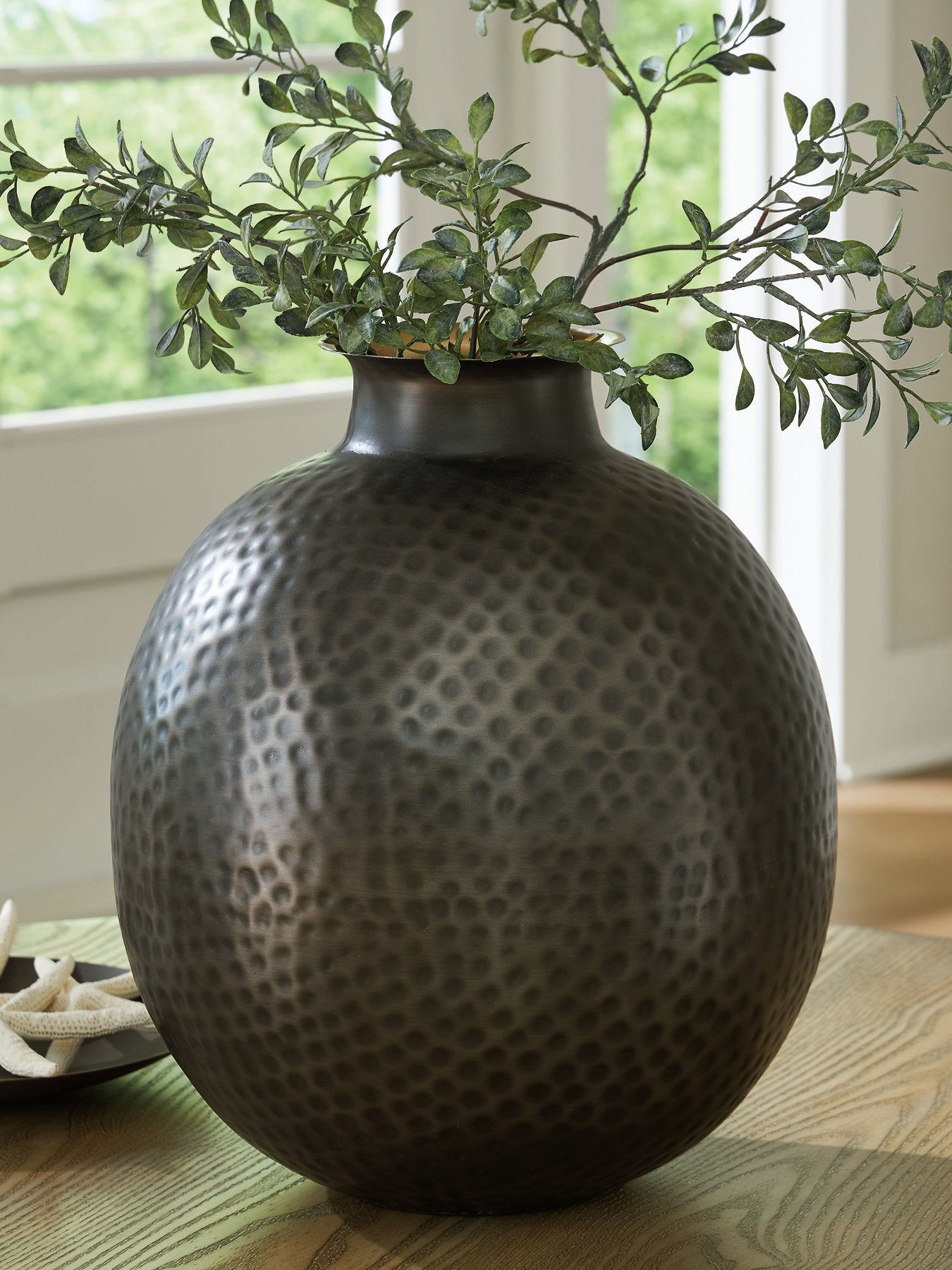 Woody Vase - Furniture & Design Outlet (Kalamazoo,MI)