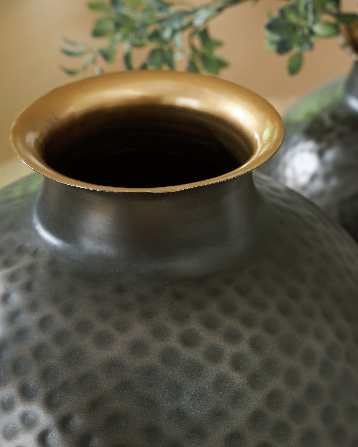 Woody Vase - Furniture & Design Outlet (Kalamazoo,MI)