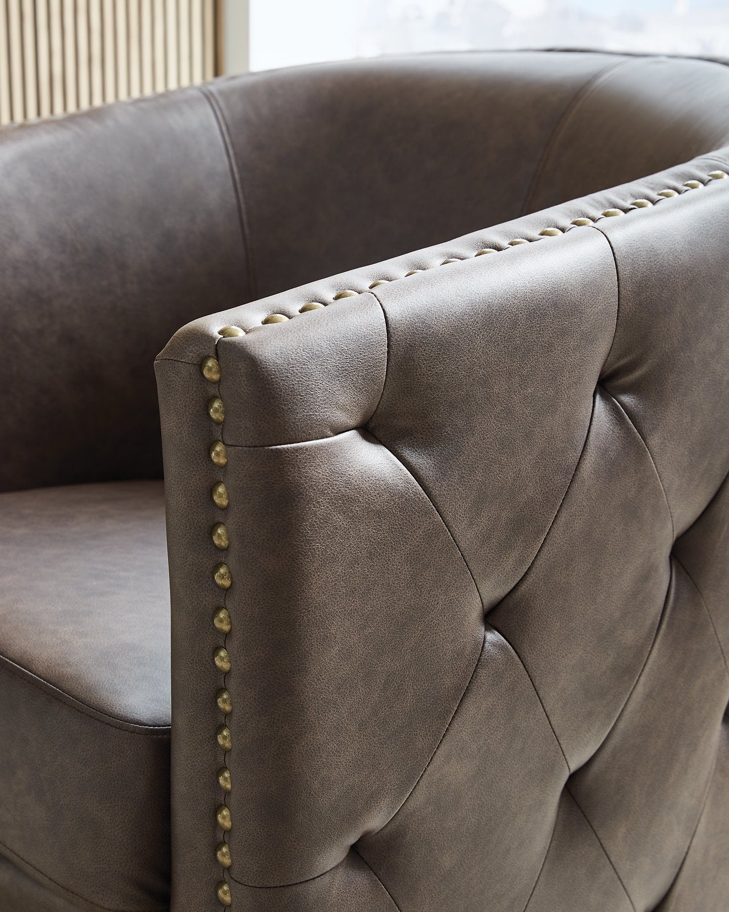 Brentlow Swivel Accent Chair - Furniture & Design Outlet (Kalamazoo,MI)