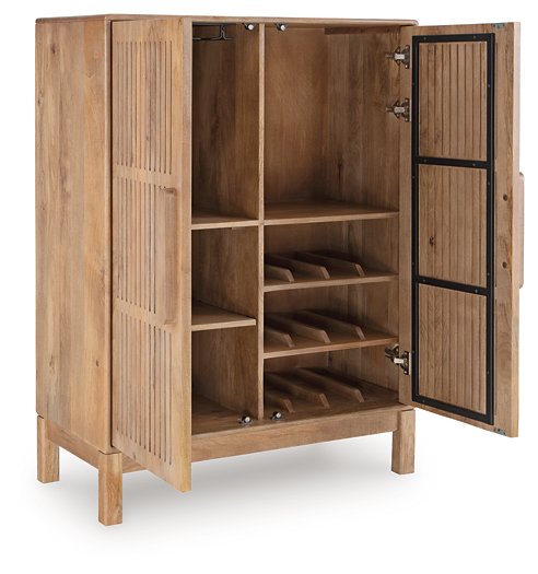 Pellamour Bar Cabinet - Furniture & Design Outlet (Kalamazoo,MI)
