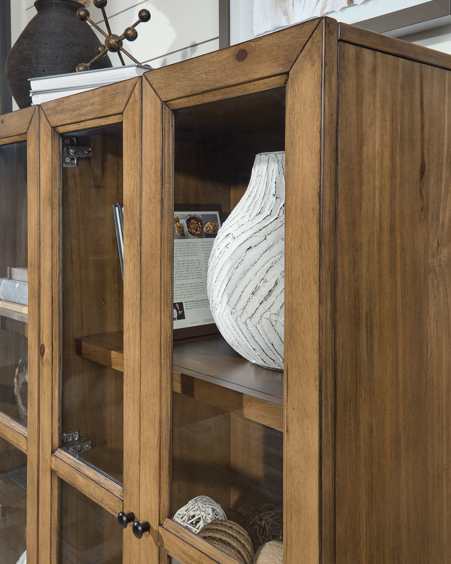 Wrenridge Accent Cabinet - Furniture & Design Outlet (Kalamazoo,MI)