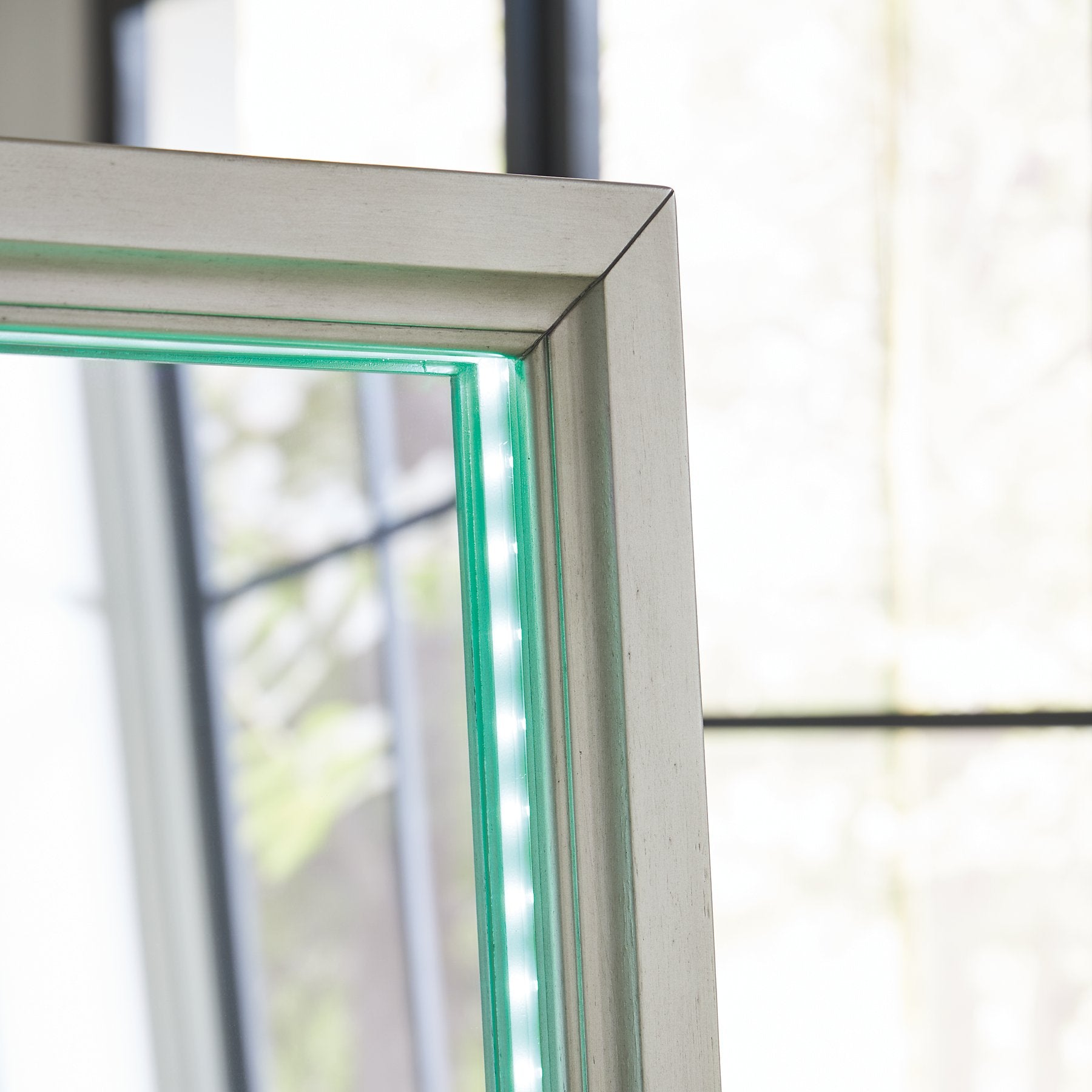Evesen Floor Standing Mirror/Storage - Furniture & Design Outlet (Kalamazoo,MI)