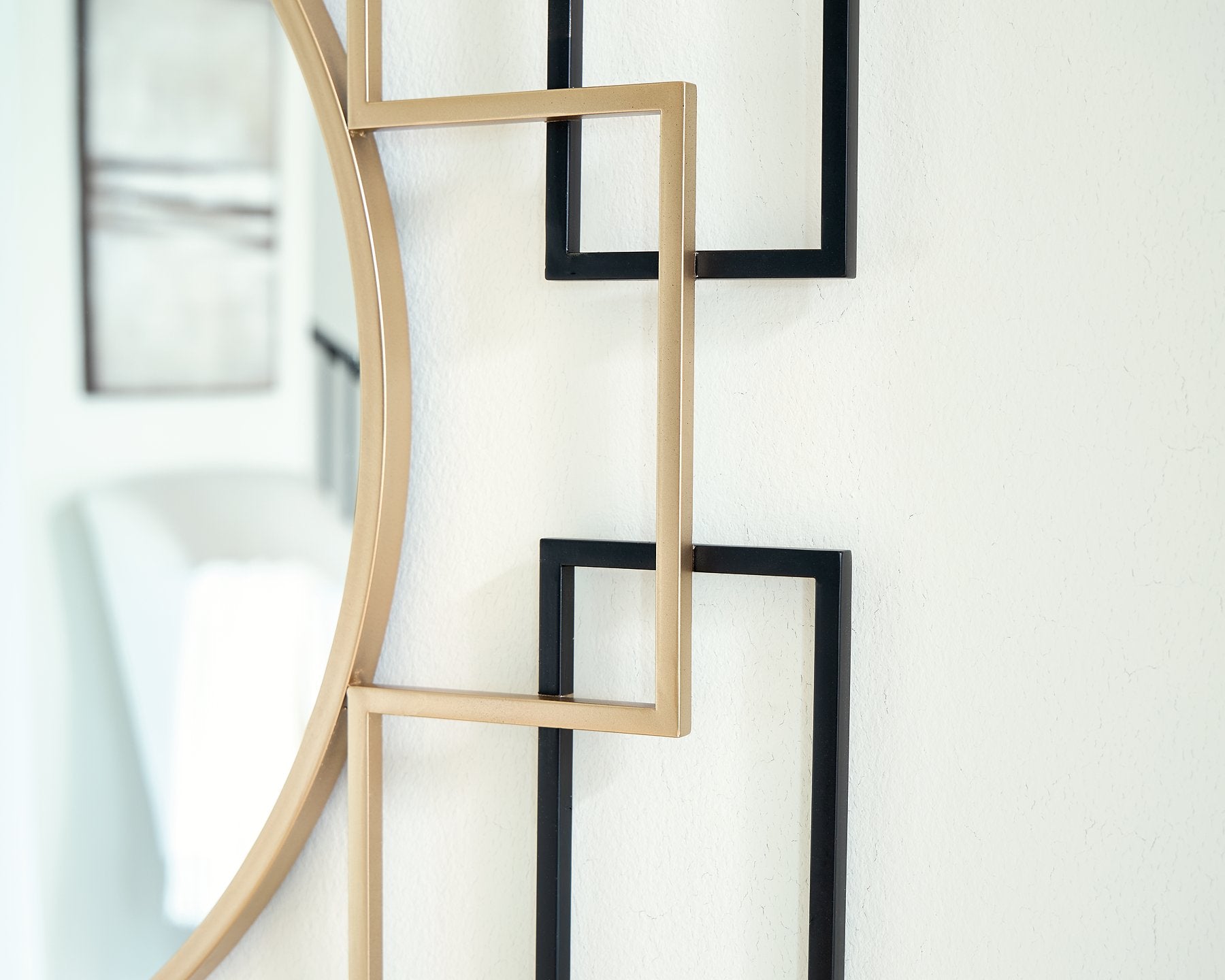 Oceanal Accent Mirror - Furniture & Design Outlet (Kalamazoo,MI)
