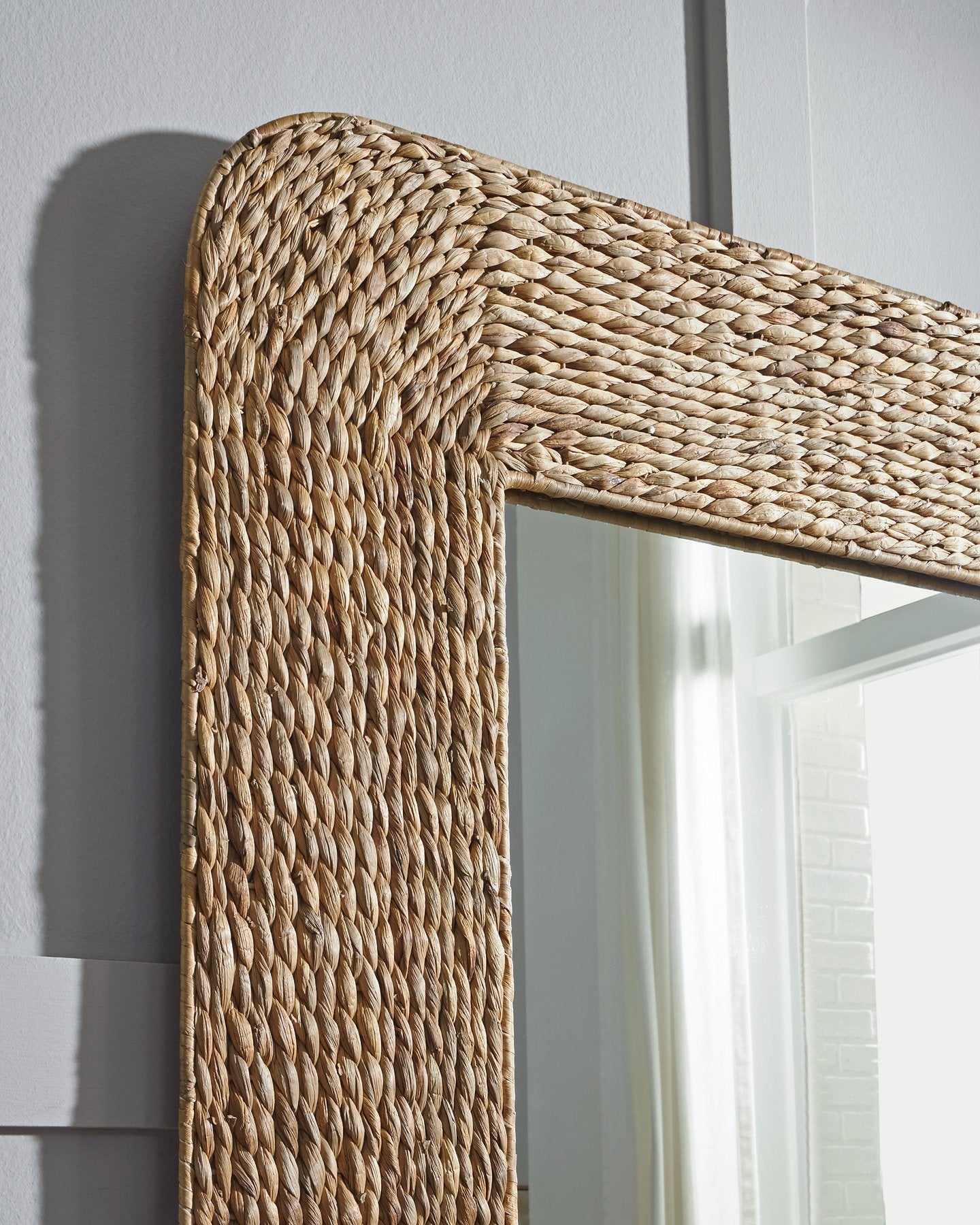 Norigan Floor Mirror - Furniture & Design Outlet (Kalamazoo,MI)